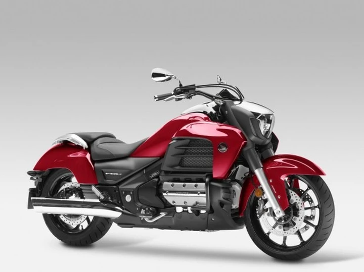 Honda Gold Wing F6C MY 2015