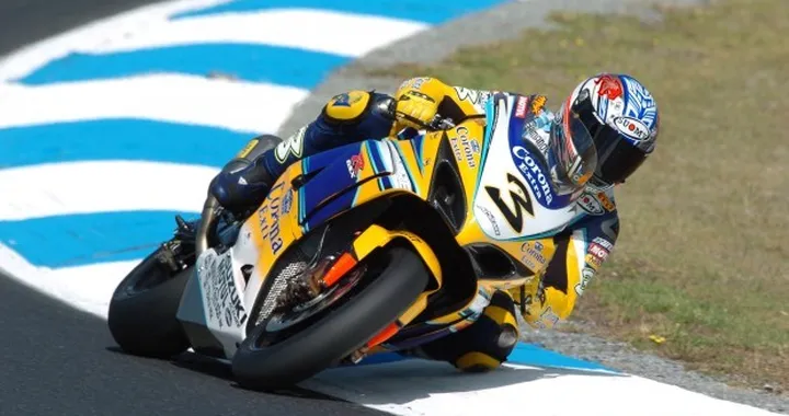 Biaggi in MotoGP (Suzuki)? Quando era Hailwood a "rientrare"