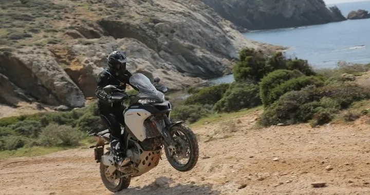 Ducati Multistrada 1200 Enduro 2016: primo contatto