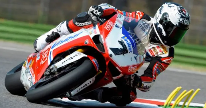 WSBK Imola, le pagelle: Rea, gran ritorno con jella. Checa, festa a metà. Haga show. Deludono Melandri e Fabrizio