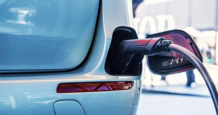 ACEA: ‘Molti europei fanno fatica a permettersi auto elettriche’