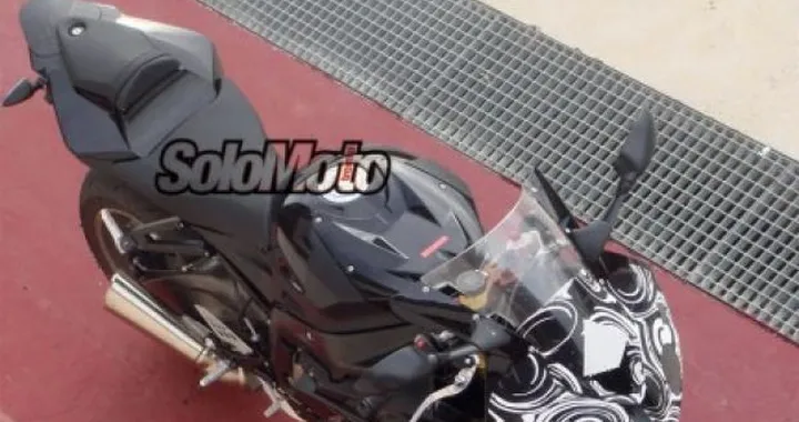 Foto spia: ad Albacete Schumacher prova la BMW S1000RR