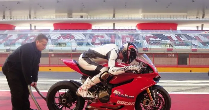 WSBK: Max Neukirchner con la Ducati 1199 Panigale al Mugello