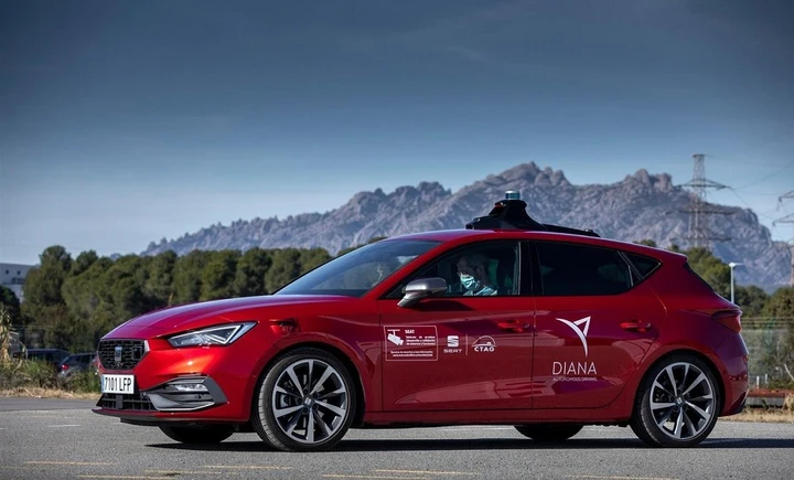 Seat Diana: così Leon assume la guida automatizzata e si controlla con una App, ecco il VIDEO