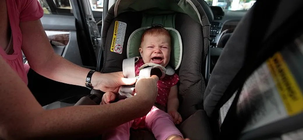 Bambini in auto: la guida per la sicurezza