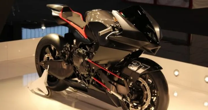 Vyrus 986 M2 live al Motor Bike Expo 2011