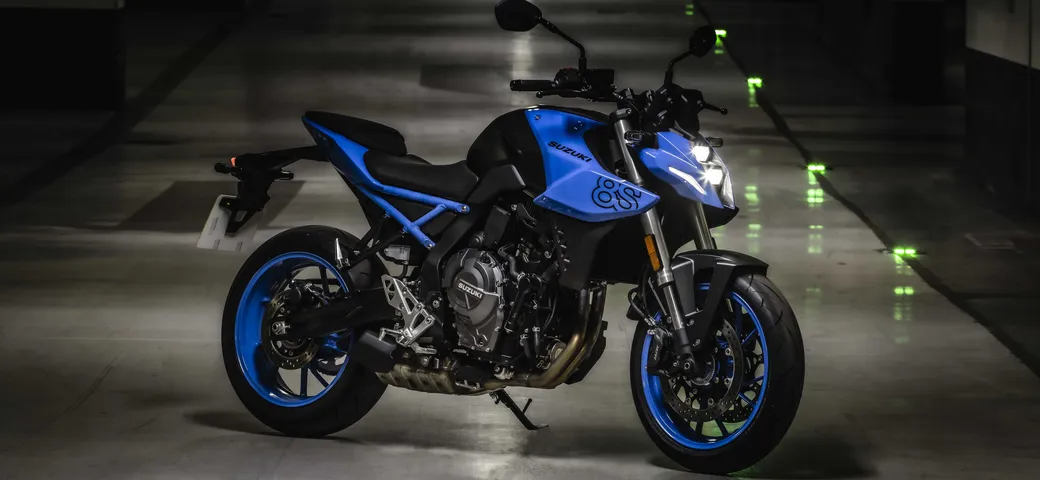 Suzuki V-Strom 800DE e GSX-8S, ecco dove vederle