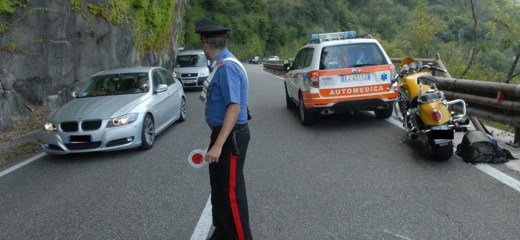 Incidenti stradali: nel 2016 meno morti ma più incidenti