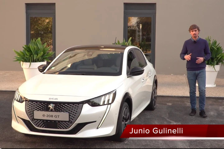 Peugeot e-208: al volante della piccola elettrica francese