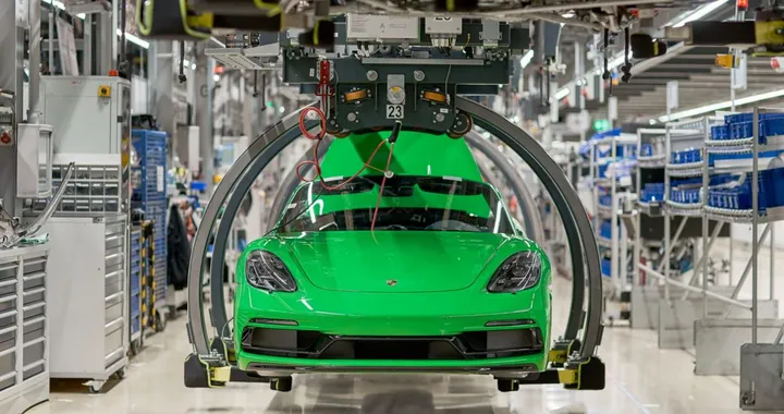 Porsche pronto un taglio di 4.000 posti di lavoro, ma i dividendi ai soci restano invariati