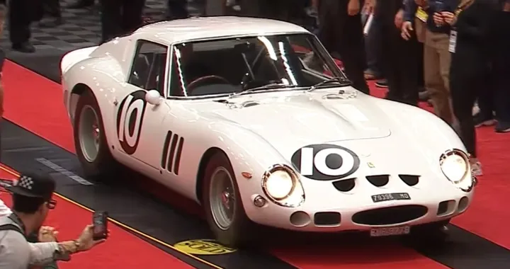 Svelata l'identità del compratore dell'unica Ferrari 250 GTO bianca
