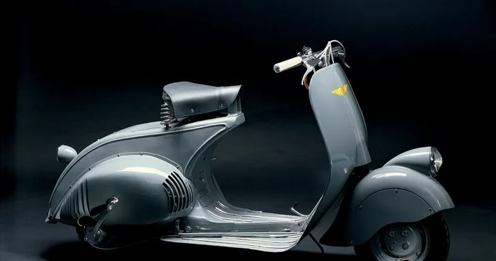 Vespa Piaggio compie 70 anni: storia e iniziative per festeggiarla