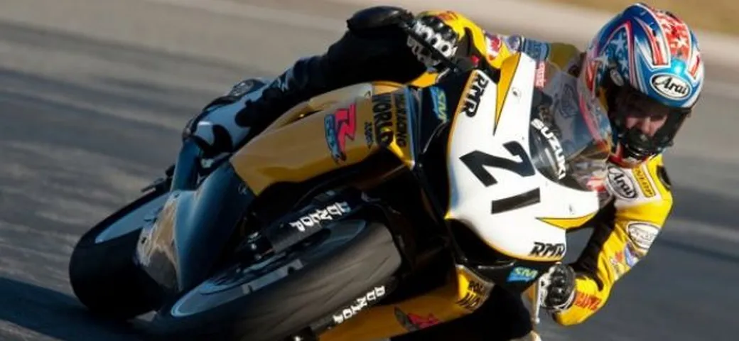 Elena Myers: una 16enne vince la Supersport AMA all'Infineon