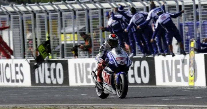 MotoGP all'Estoril: Rossi VS Lorenzo, GP nelle mani dei fuoriclasse della Yamaha?