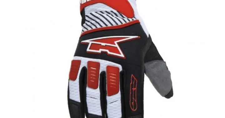 La nuova collezione AXO MX 2013