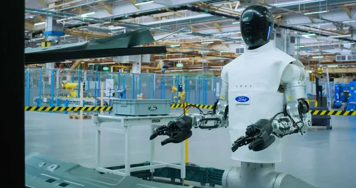 Nelle linee industriali di Ford entrano in azione i robot umanoidi