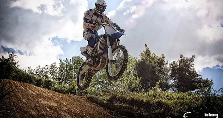 Yamaha YZ250F: il video-test di motoblog