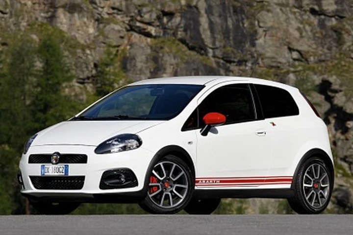 Grande Punto Abarth: immagini ufficiali !