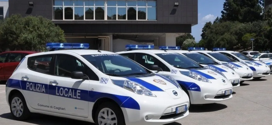Nissan Leaf: le volanti della Polizia sono elettriche