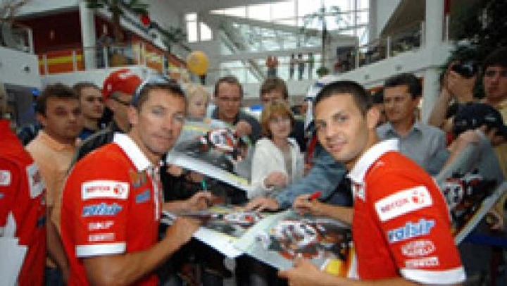 Troy Bayliss e Michel Fabrizio al Motodays di Roma