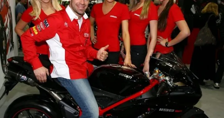 Superbike: Carlos Checa, Althea Racing, ospite al London Motorcycle Show