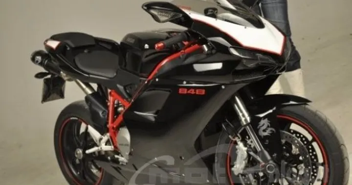 Foto del giorno: Ducati 848 Black