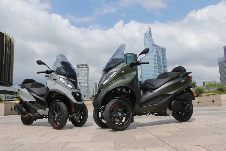 Nuovo Piaggio MP3: la moto a tre ruote italiana presentata a Parigi