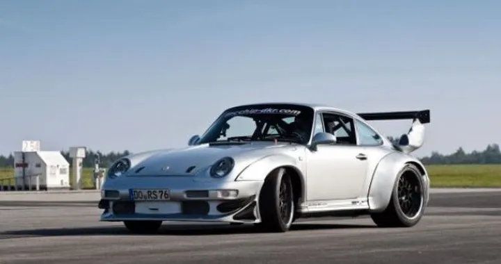 Porsche 911: Mcchip elabora una 993 GT2