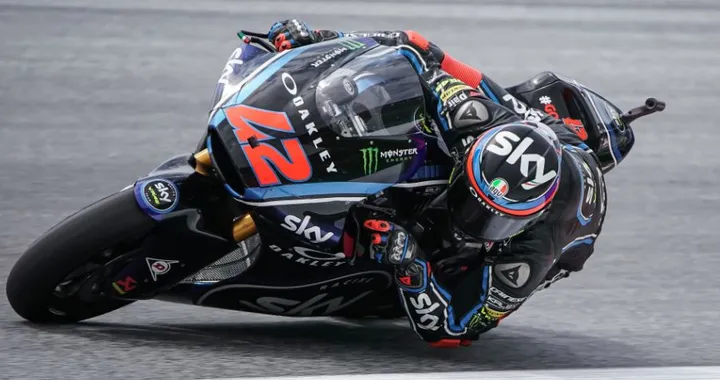 Moto2 Silverstone 2018: Bagnaia in pole position