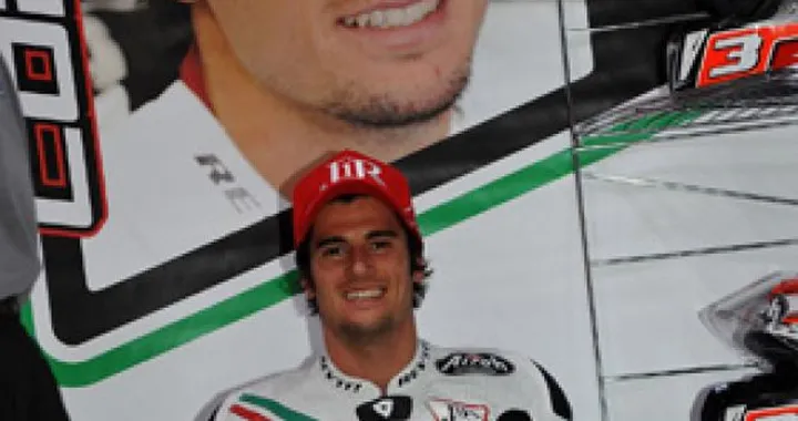 Moto2:Intervista a Simone Corsi, pilota del Team JiR