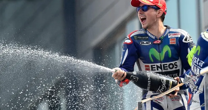 MotoGP, il mondiale si riapre. Fra Rossi e Lorenzo “decisivi” Marquez e Pedrosa?