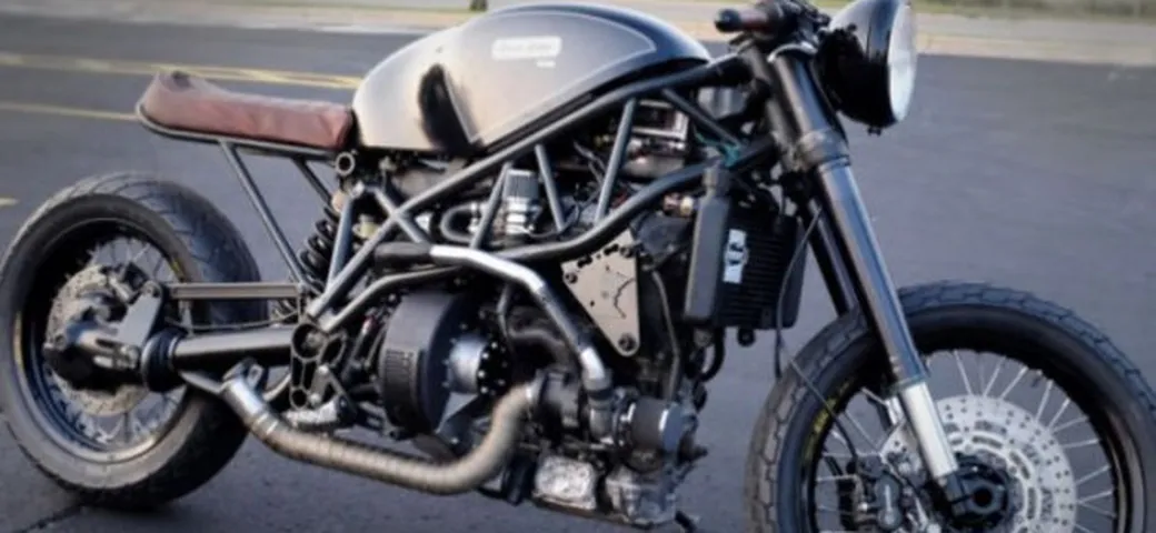 La cafe racer turbo diesel alimentata a bacon