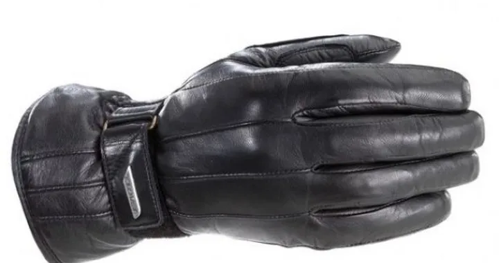 Clover: giacca Dover e guanto Bullet