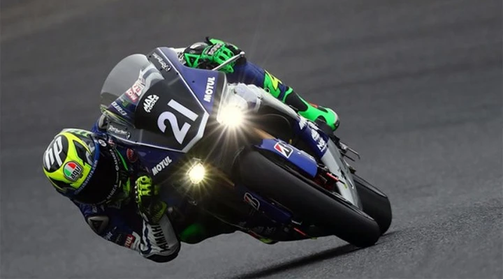 Piloti MotoGP e SBK alla 8 Ore di Suzuka