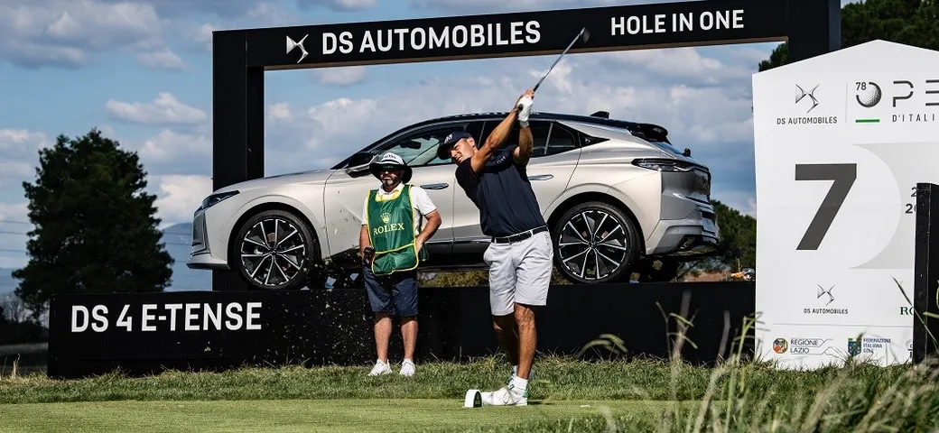 DS Automobiles: la gamma E-Tense all’Open d’Italia 2021 di golf