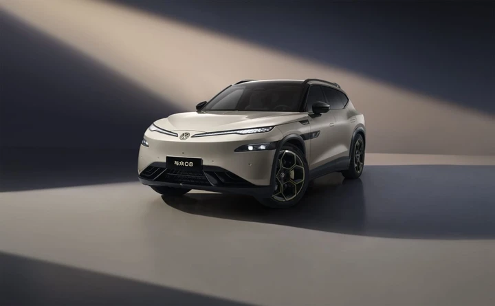 Volkswagen ID.UNYX 08, la nuova BEV nata in Cina con Xpeng