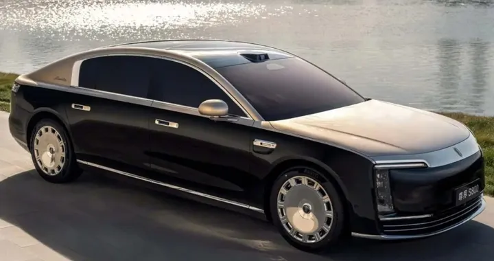 Maextro S800: la berlina elettrica di lusso firmata Huawei e JAC