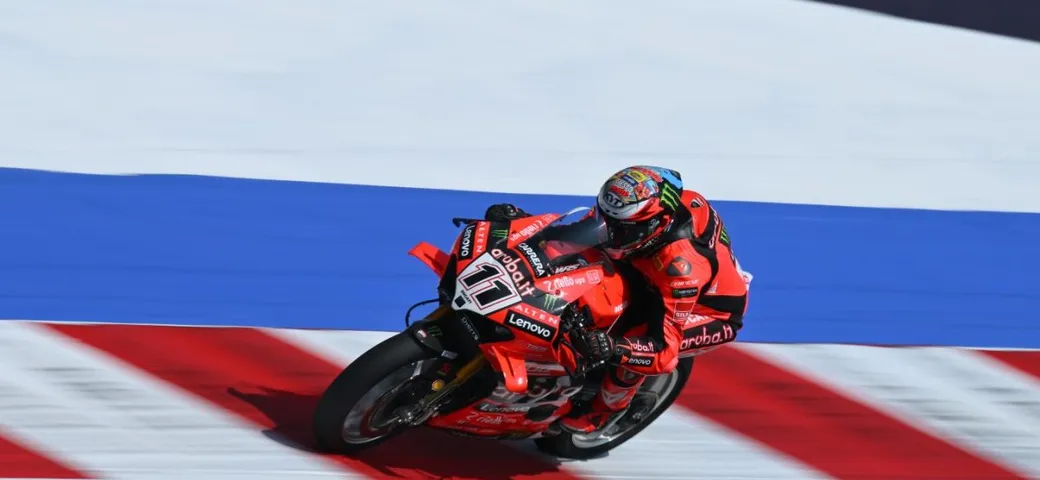 Bulega da urlo a Misano: record storico e duello di fuoco con Toprak
