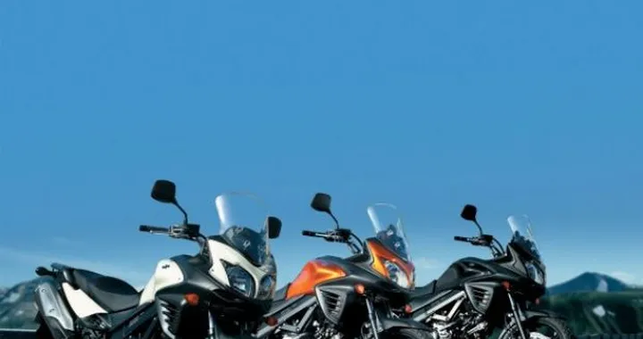Listino prezzi Suzuki 2011: V-Strom 650 ABS a 8.190 euro fino al 31 ottobre