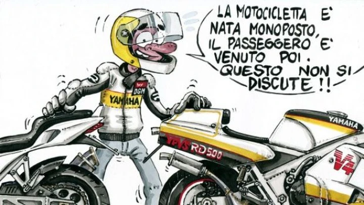 La moto è nata monoposto?