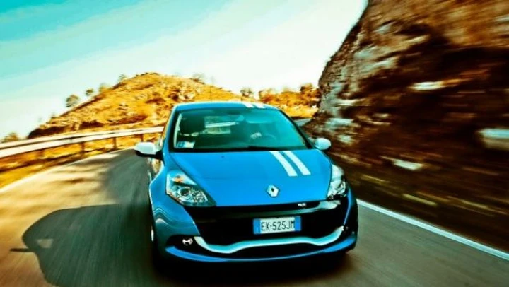Renault Clio 2.0 RS Gordini: prova su strada e test drive