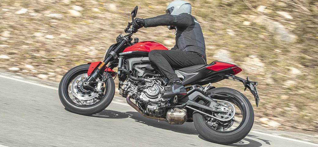 Ducati Monster 2021, la video-prova