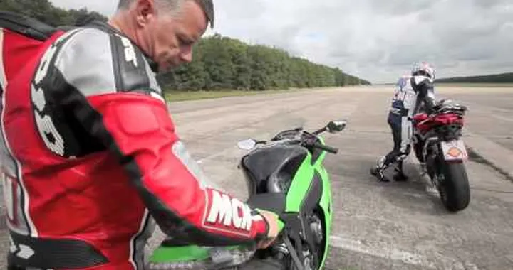 Flat-out: New MV Agusta F4RR v Kawasaki ZX-10R v BMW S1000RR