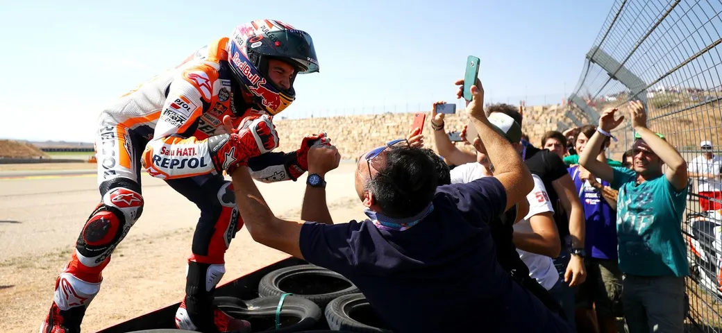 MotoGP Aragon 2017: vince ancora super-Marquez; Rossi 5°, Dovi 7° [FOTO]