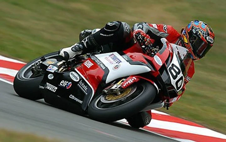 Ducati 999 RS Superbike all'asta su eBay