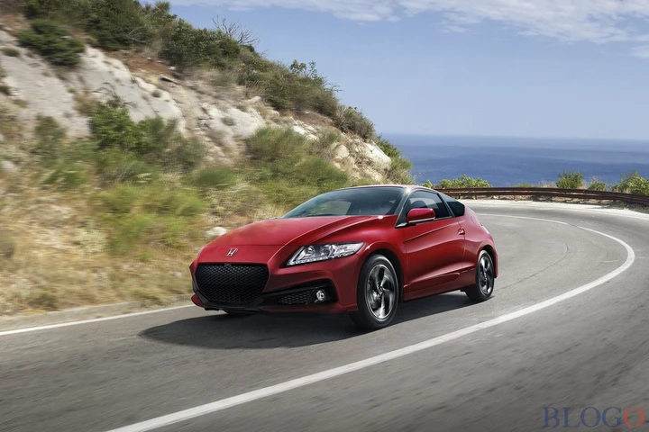 Honda CR-Z 2016: foto e informazioni