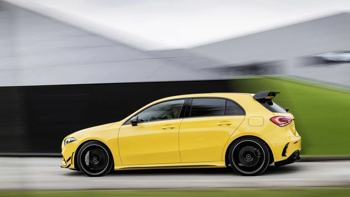 Mercedes A35 AMG: ecco la sportiva da 306 CV