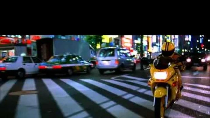 MotoCult: Kawasaki ZZR250 VS Yamaha FZS600 Fazer in Kill Bill
