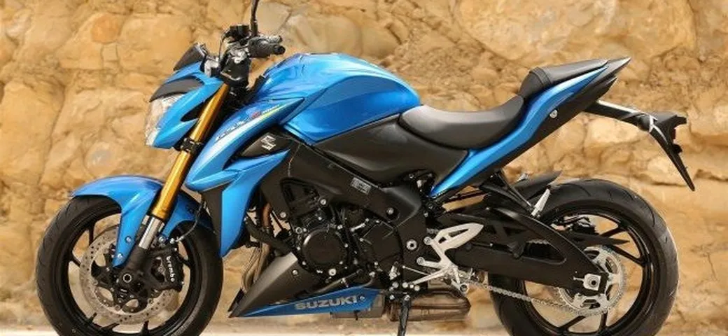 Suzuki GSX-S1000: la parola ai progettisti [Video]