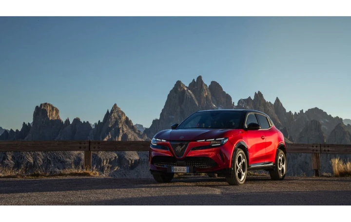 Alfa Romeo: Junior e Tonale spingono le immatricolazioni